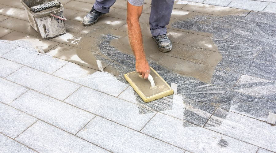Professional residential roofers in Dedham, IA